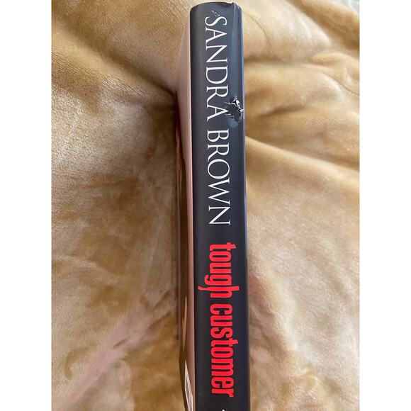 NWT Sandra Brown Hardcover Book , Tough Customer - Picture 3 of 5
